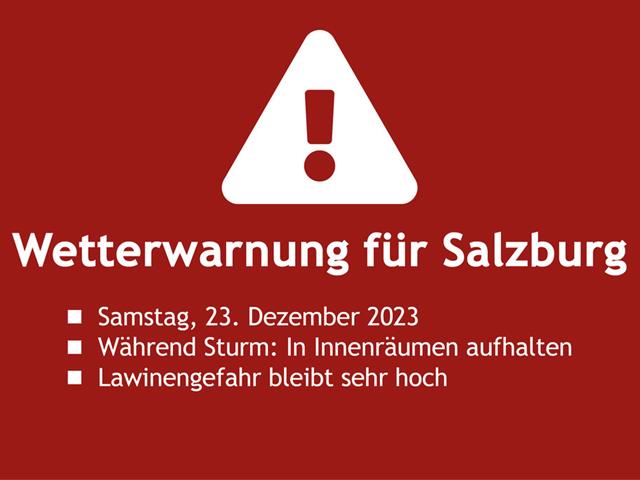 Für morgen Samstag, dem 23. Dezember 2023, gilt: Während des Sturms in Innenräumen aufhalten. Die Lawinengefahr bleibt weiterhin sehr hoch.